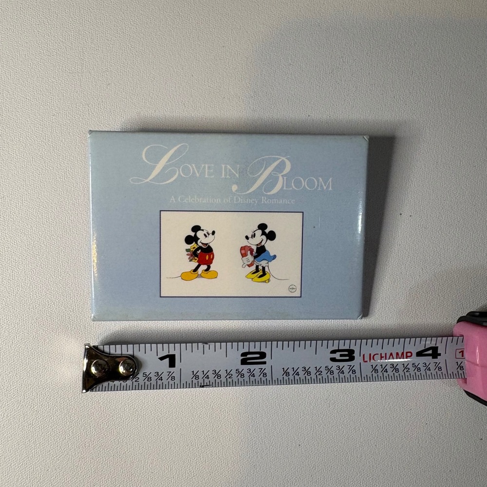 Disney Love in Bloom Mickey Minnie Mouse Romance Art Classics Pin Magnet 3x2 - Picture 3 of 3